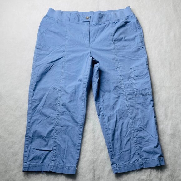 Chico's Womens Light Blue Straight Leg Cargo Pocket Capri Pants Size 2.5 US L - Picture 1 of 10